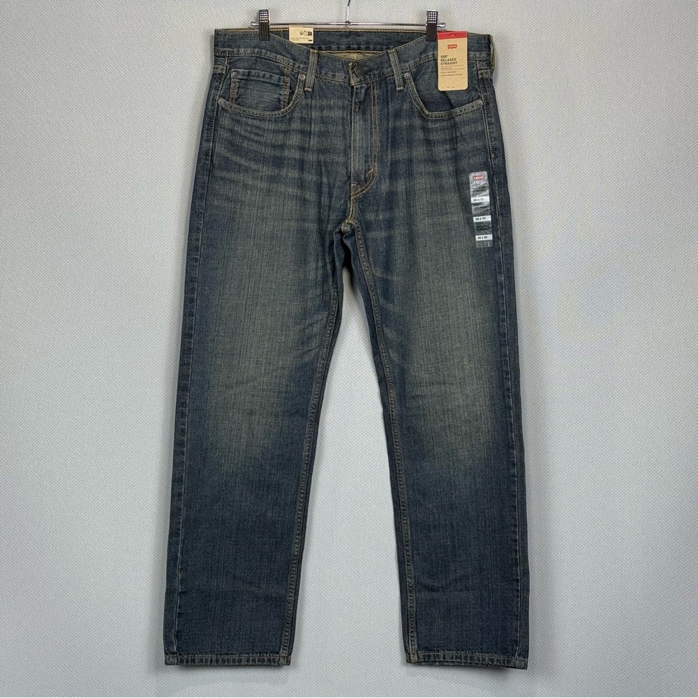 Levis Jeans Men 36x32 Blue 559 Relaxed Straight Distressed Dark Wash Denim NWT
